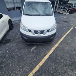 2017 Nissan Nv200