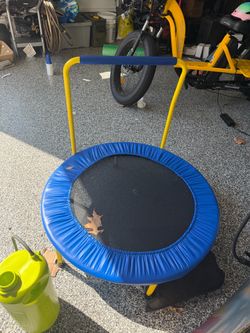 Kids indoor trampoline