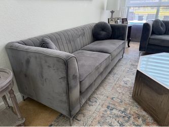 Modern Gray Velvet Sofa & Loveseat Set – Like Nee