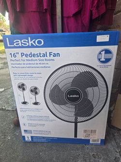 Lasko 16" Pedestal Fan