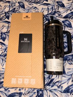 Stanley x Calia Limited Edition 30oz Tumbler Bnew