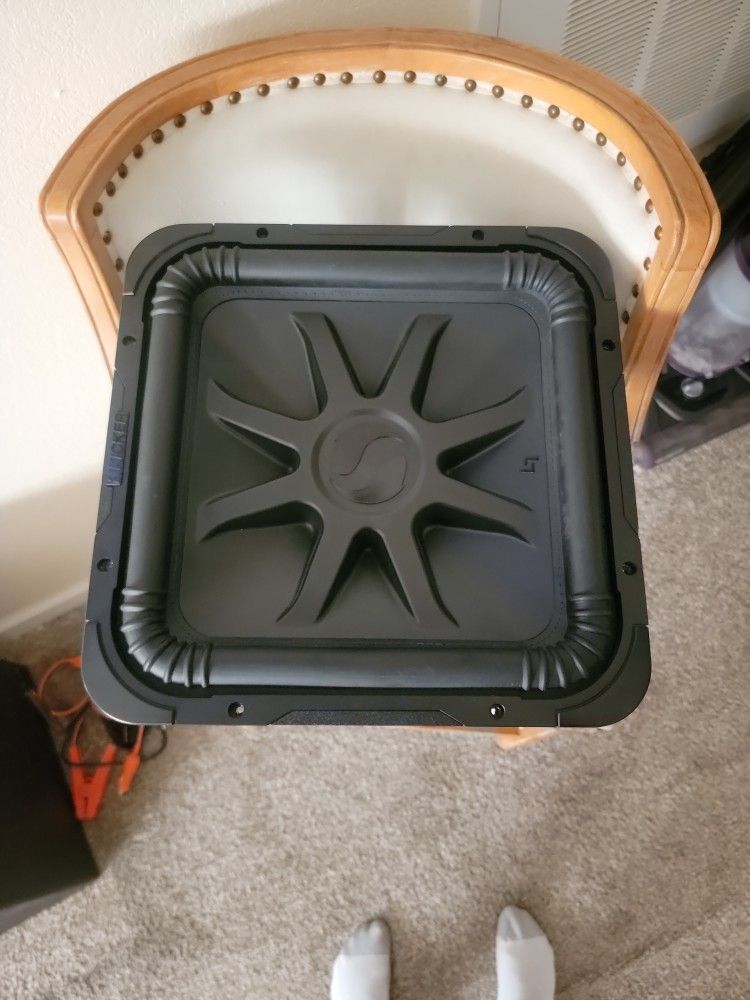 15 INCH KICKER SOLO-BARIC SUBWOOFER