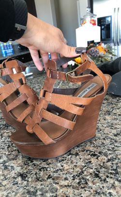 Steve Madden wedge
