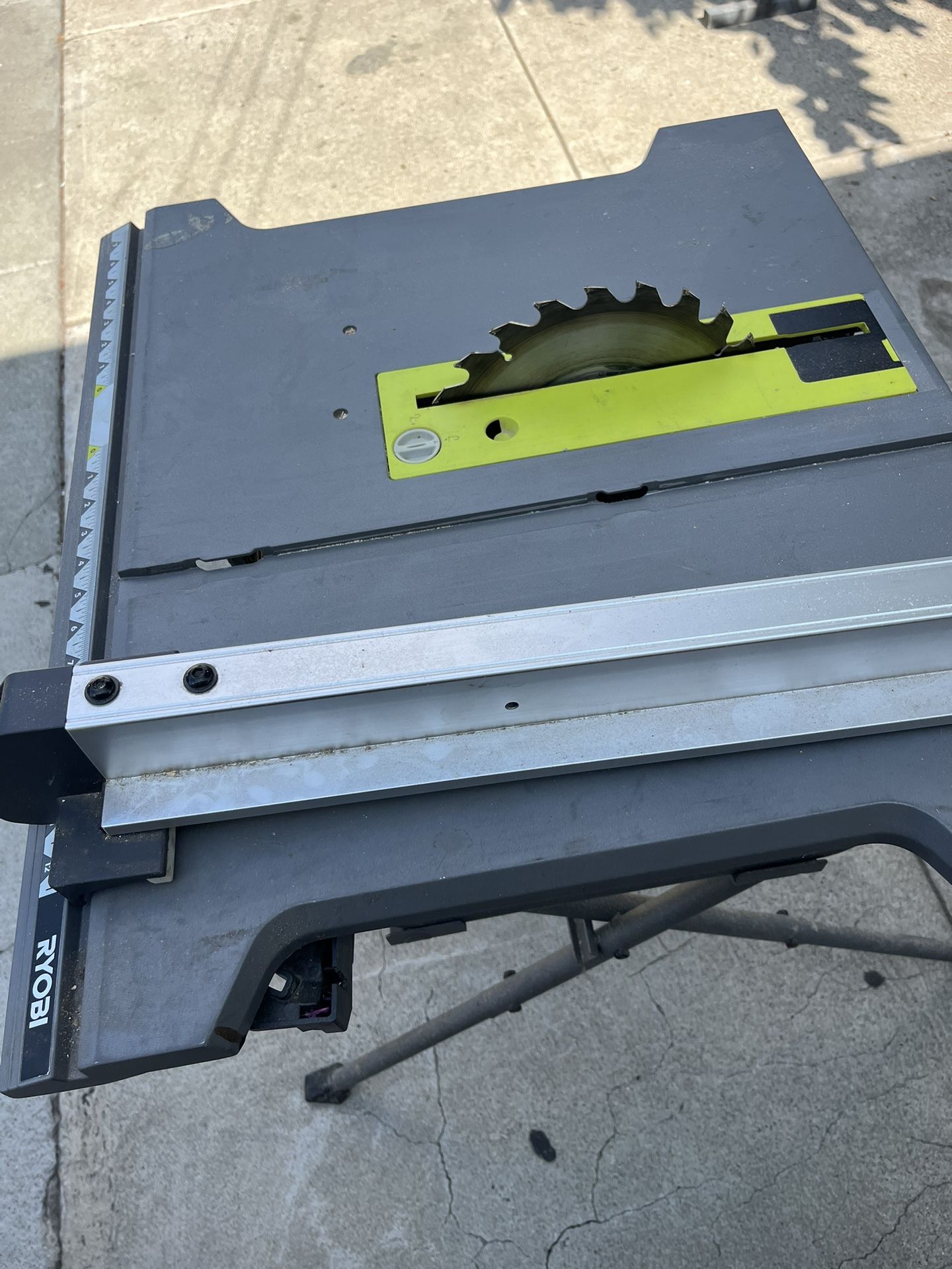 Ryobi Table Saw