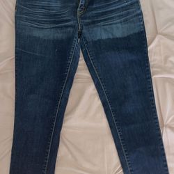 Levi's Jegging 15M 32X30 (NEGOTIABLE)