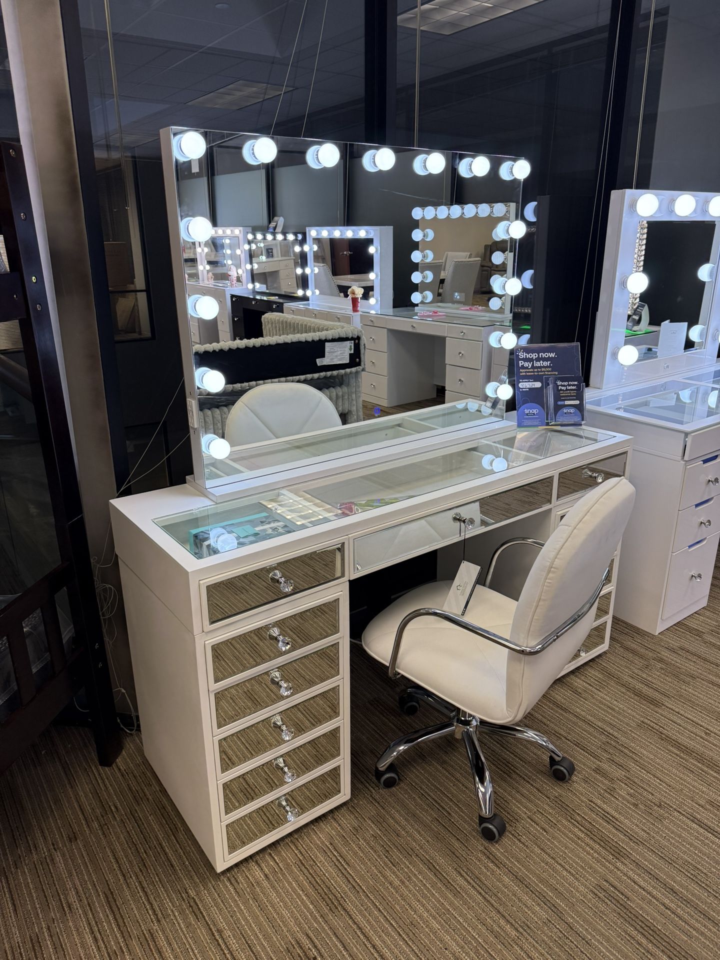 Luxury Glass top Make Up Vanity