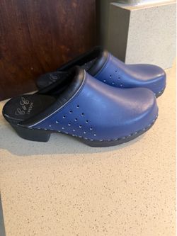 C & C Sweden Navy Blue Clogs scrubs