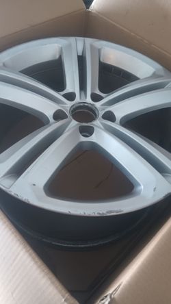 Volkswagen  2010-2017 CC Wheel Rim 18x8 5 Double Spoke OEM DE(contact info removed)