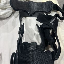 Knee Brace 