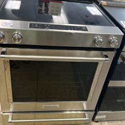 Slide-in Electric Range