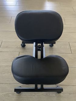 Ergonomic Kneeling Chair