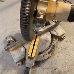 Dewalt 12” Chop Saw An Miter 