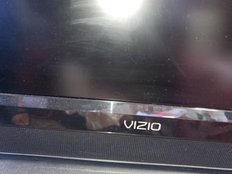Vendo Una TV VIZIO EN BUEN ESTADO 