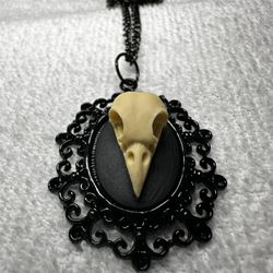 RAVEN / CROW - Animal Skull - RESIN REPLICA - Pendant / Necklace