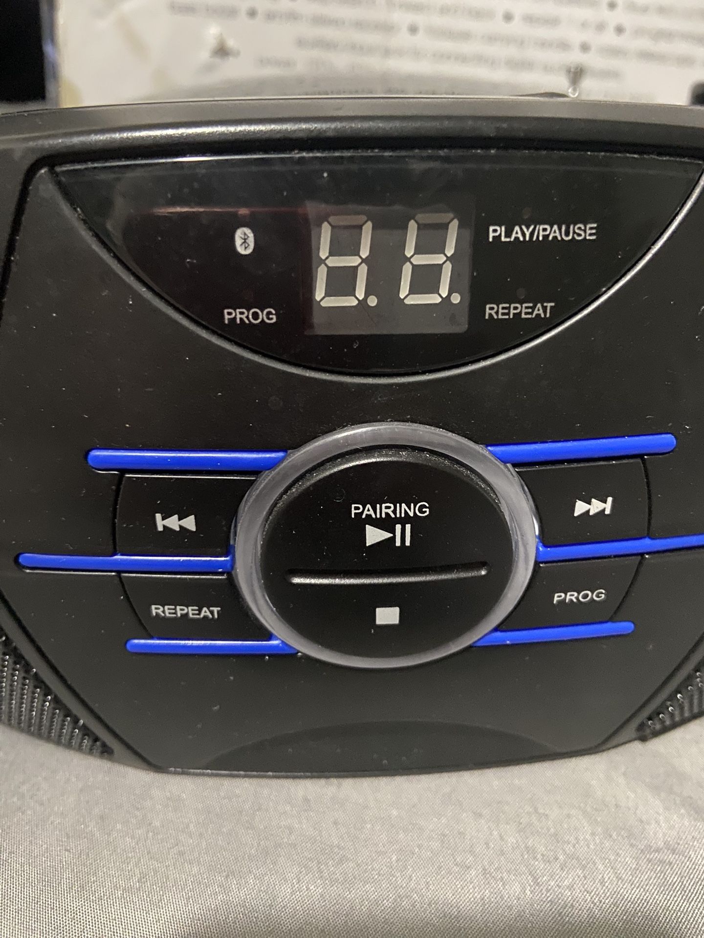 Jensen CD-560 Portable Stereo CD Player with AM/FM Stereo Radio & Bluetooth