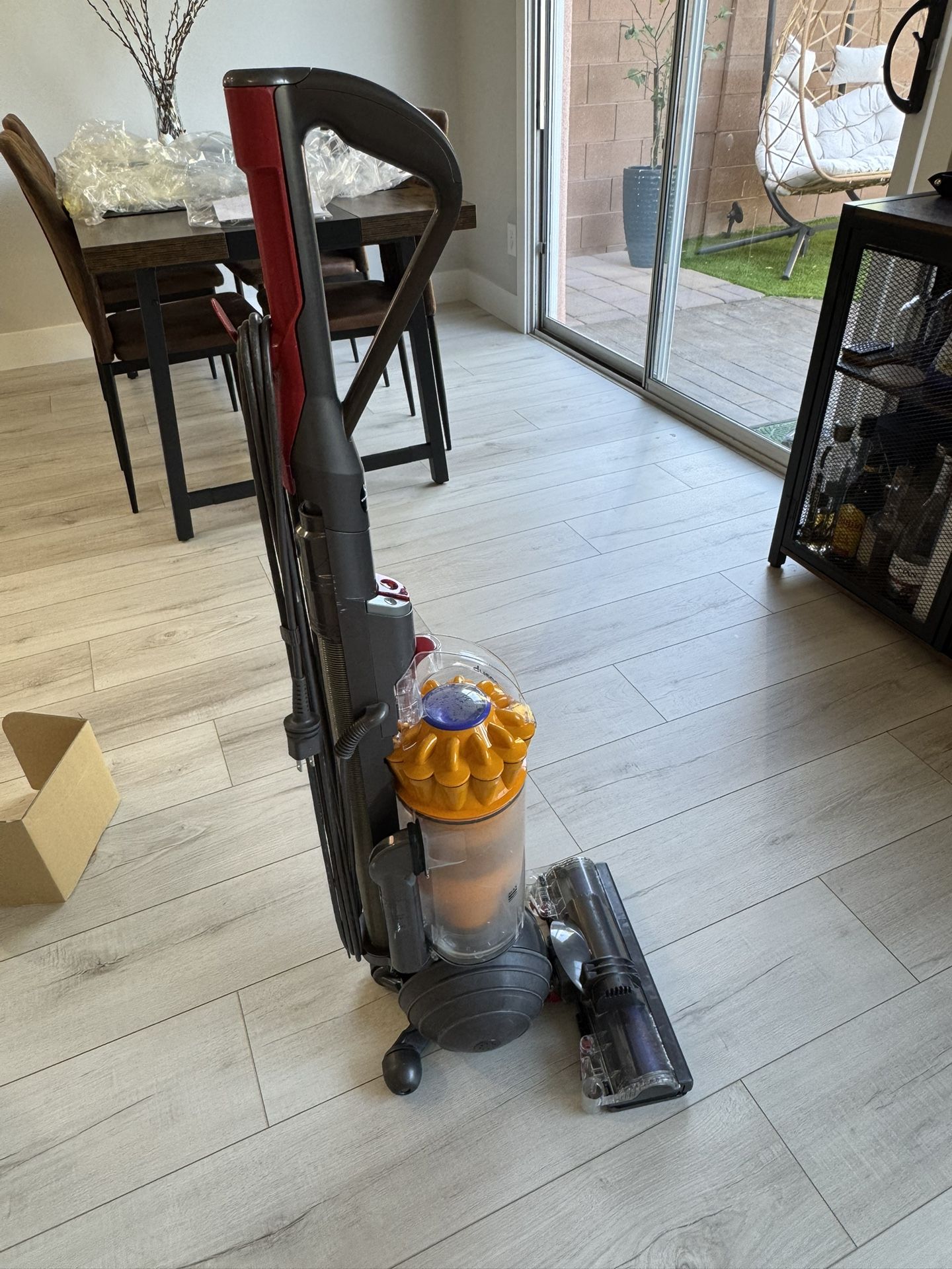 Dyson Slimball Vacuum Cleaner 