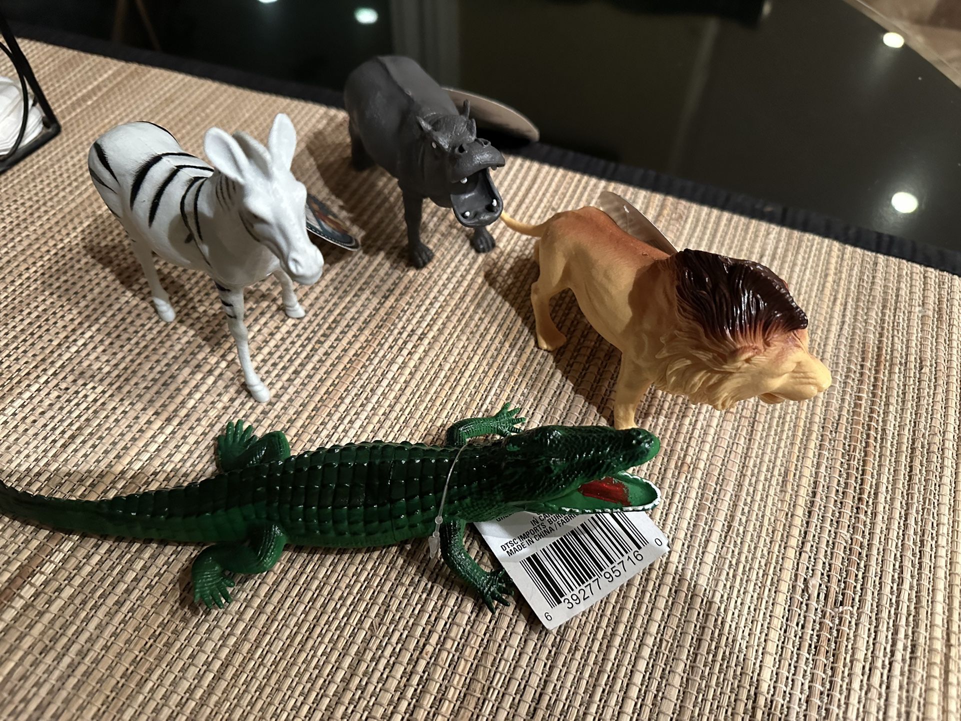 Set of 4 Toy Zoo Animals Alligator, Lion, Zebra And Hippo