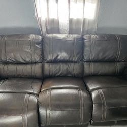 Reclinable Couch