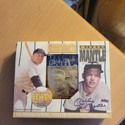 Mickey Mantel Collectible 