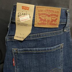 Women Levis Jeans
