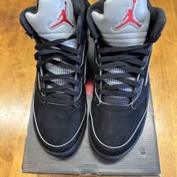 Jordan 5 Black Metallic Reimagined Size 10