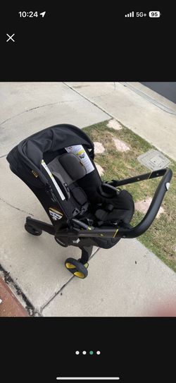 Doona Car seat/ Stroller!