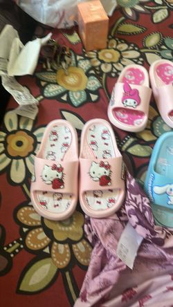 Kids flop sandles $6 each