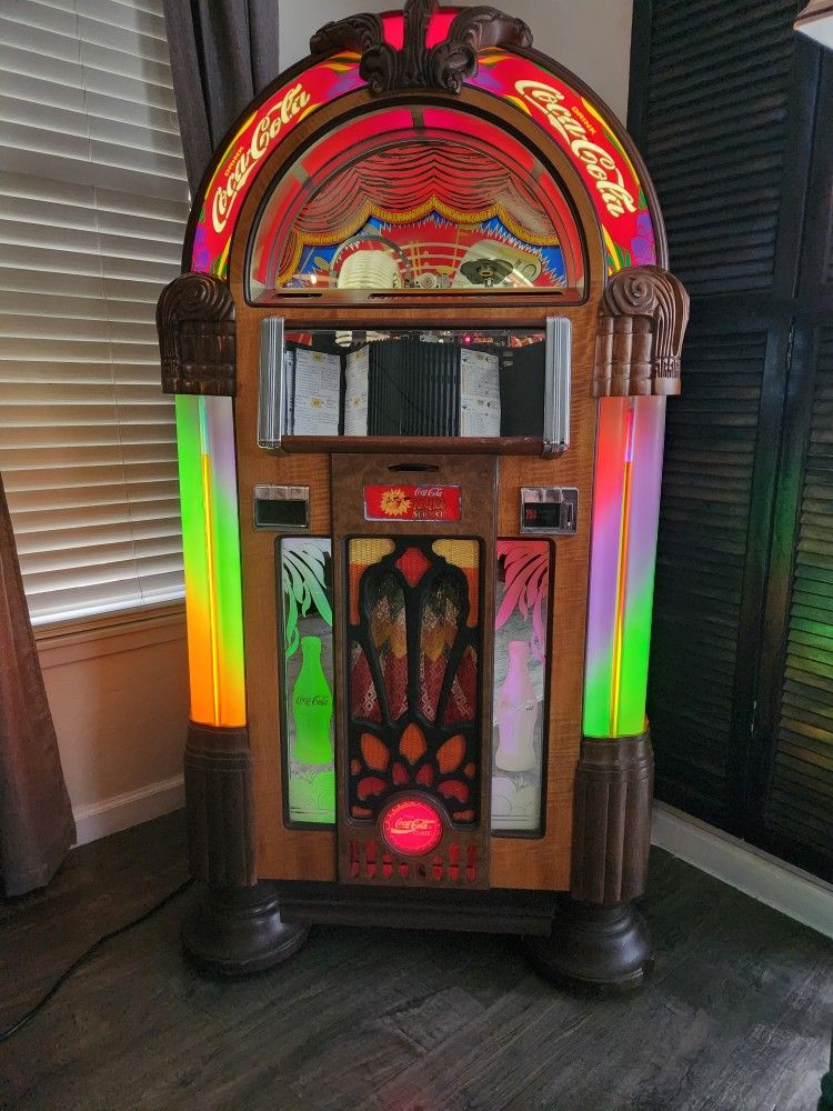 Coca-Cola Rocola CD Bubbler Jukebox