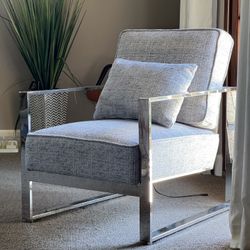 Steel And Canvas Chair With Built-in Usb Port