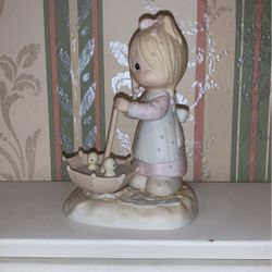 1980’s Precious Moments Make A Joyful Noise