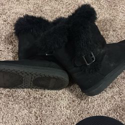 Boots With Fur