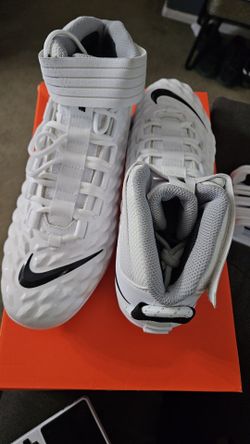 Football cleats 10.5 in men's