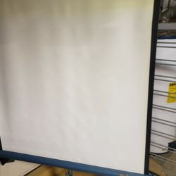 Da Lite Free Standing Projection Screen 