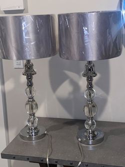 Set  of 2 Modern Buffet/Table Lamp With 4 Heavy Clear Glass Balloons And Chrome Base  and  New Silver Shades H26"