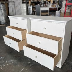 Two Nightstand White Premium $180 🌈🚚