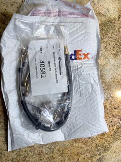 I have a brand new unplugged Performance  set of brake hoses for Tesla model three or Tesla model Y Performance I have a brand new set of brake hoses 