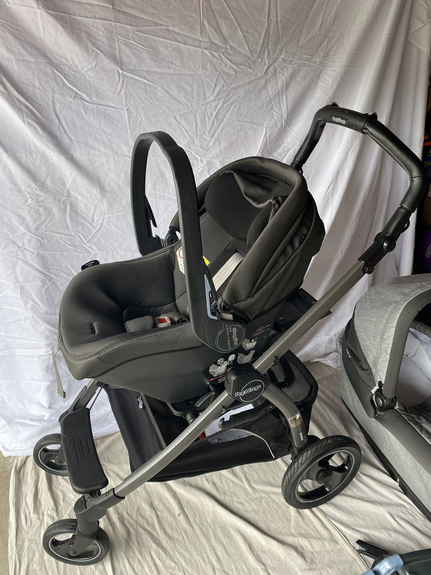 Awesome Peg Perego Primo Viaggio Stoller, Car Seat, Base and Carriage