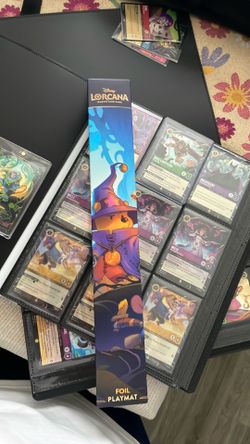 Disney Lorcana: Winnie the Pooh - With a Few Good Friends Foil Playmat