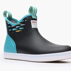 WOMEN'S SALMON SISTERS 6 IN ANKLE DECK BOOT