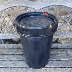 Container