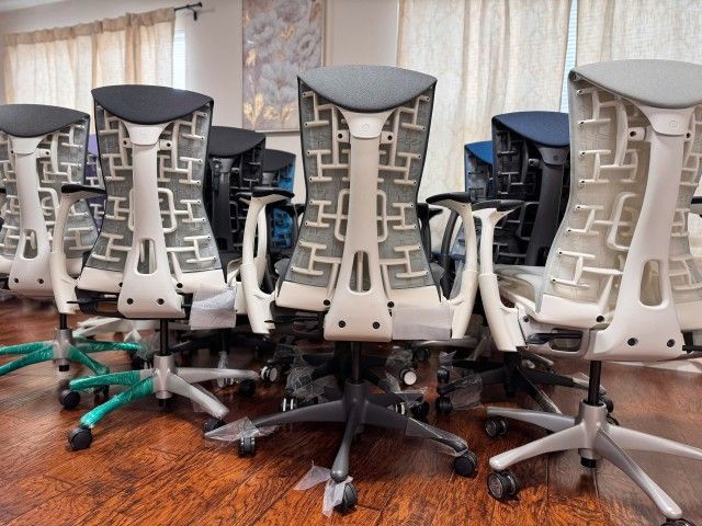 NEW HERMAN MILLER AERON- EMBODY- PICK UP- SHIPPING- DELIVERY