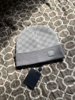LV Beanie (CHECK DESCRIPTION!)