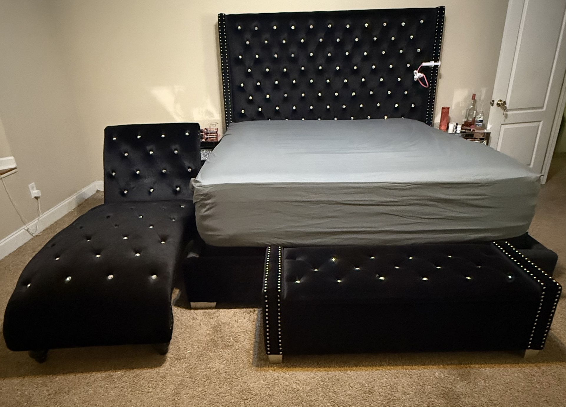 Furniture Sale California king, Sofas EXCELLENT CONDITION
