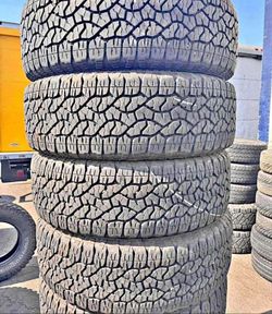 275/65/20 Goodyear 📍📍 Vendo un set de llantas con 80% de vida las 4 📍🌟