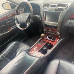 2008 Lexus LS 460