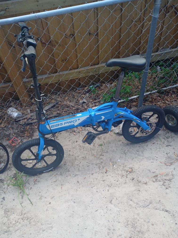 https://offerup.com/redirect/?o=RS5CaWtl