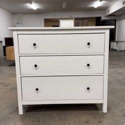 White IKEA Hemnes 3 Drawer Dresser Chest