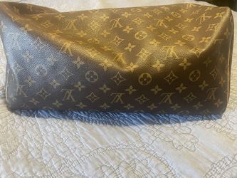 % Authentic LV Speedy 40 Monogram for Sale in Lancaster, CA - OfferUp