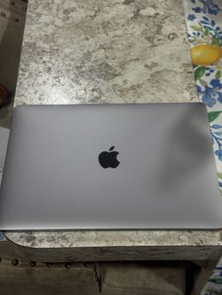 Apple MacBook pro Laptop Space Gray