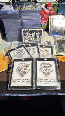 5 Topps 75th magnetic card holder w/ free Dodgers Shohei Ohtani card